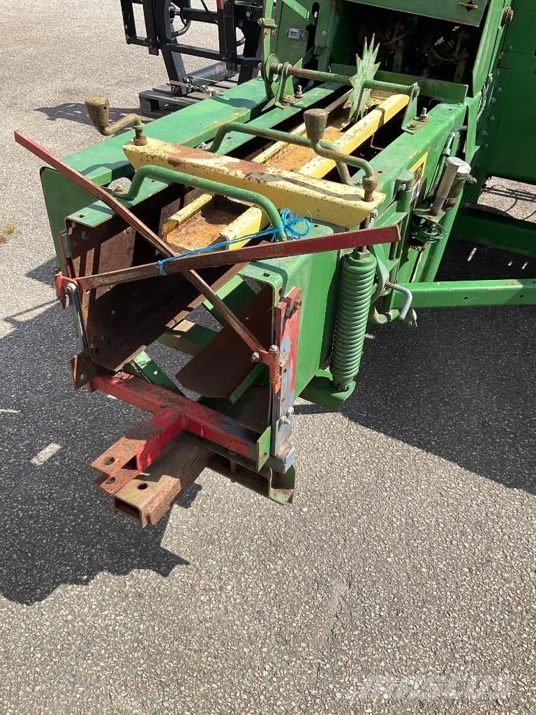 John Deere 440 Тюкові прес-підбирачі