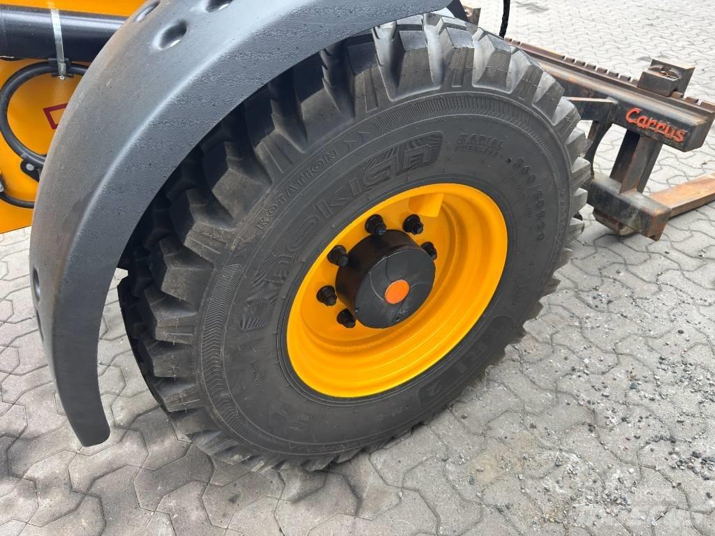 JCB 409 Фронтальні навантажувачі