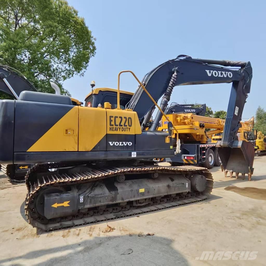 Volvo EC 220 DL Гусеничні екскаватори