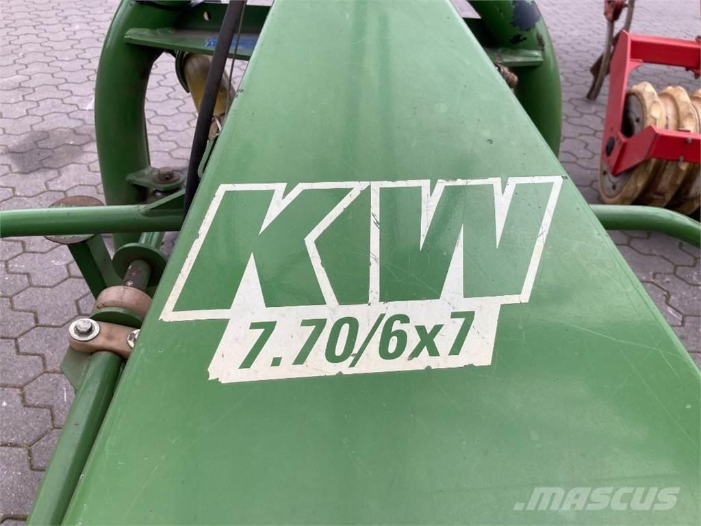 Krone KW 7.70 6x7 Граблі і сінозворушувачі