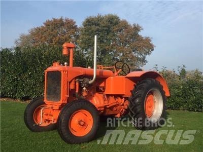 Allis-Chalmers U Трактори