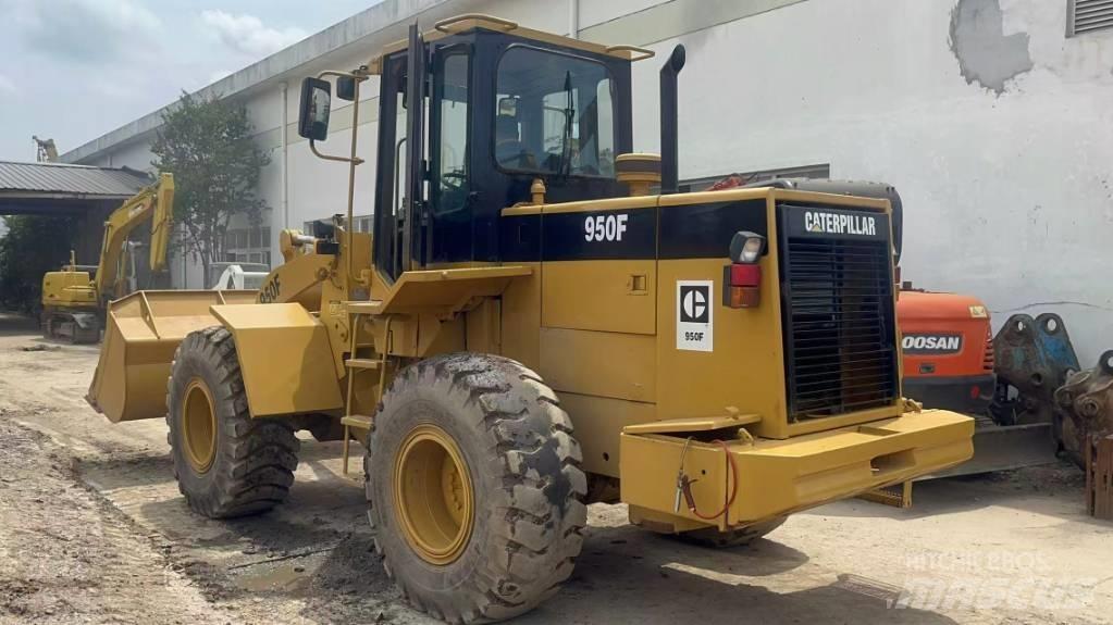 CAT 950 F Фронтальні навантажувачі