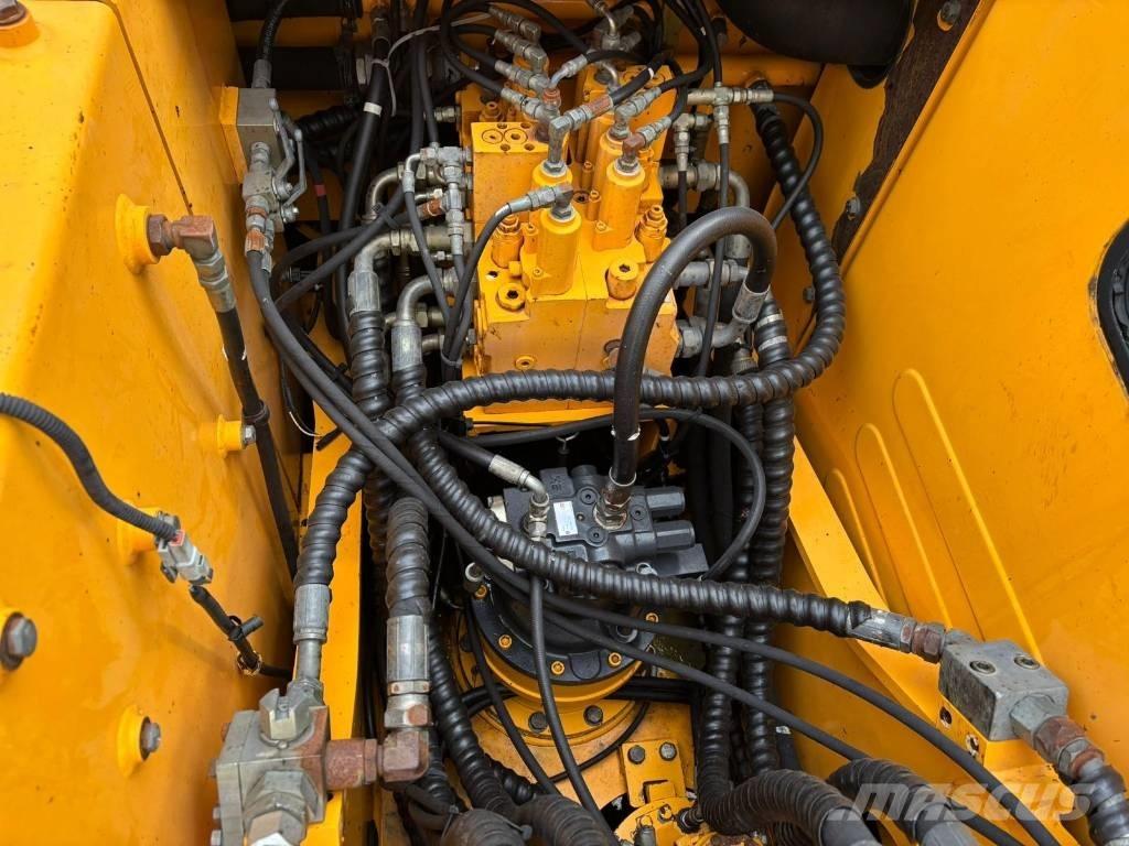 Hyundai 140W-7 Колісні екскаватори