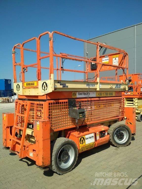 JLG M 4069 Підйомники-ножиці