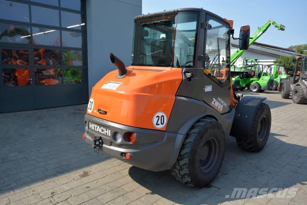 Hitachi ZW 95-6 C Фронтальні навантажувачі