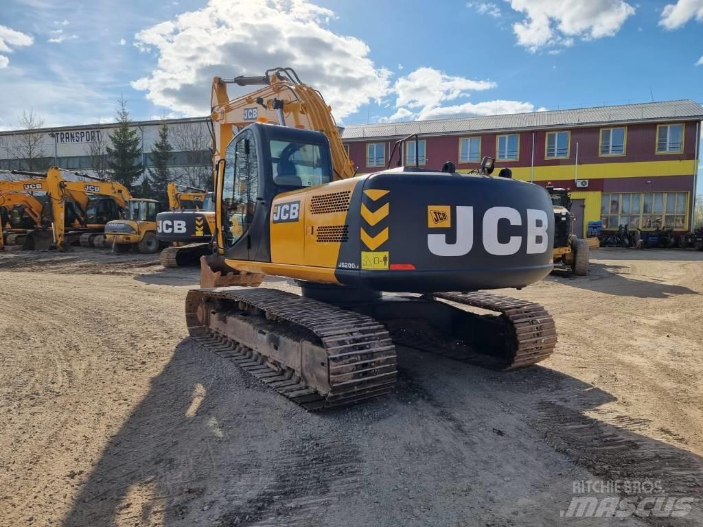 JCB JS 200 LC Гусеничні екскаватори