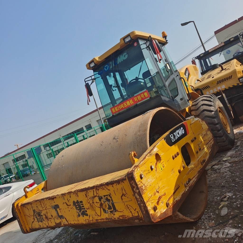 XCMG XS263J Грунтові котки