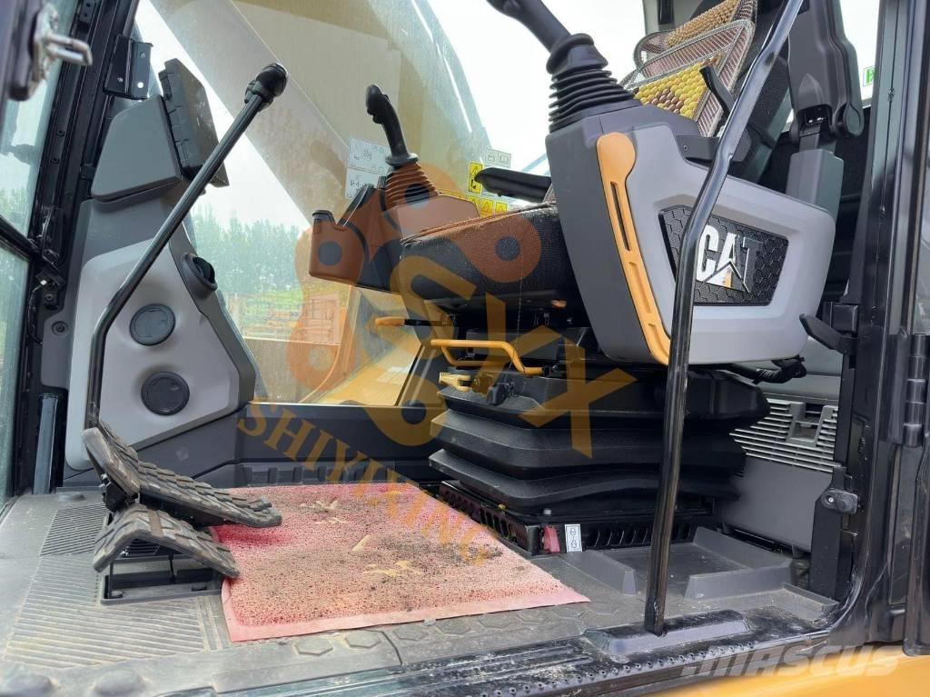 CAT 330 Гусеничні екскаватори