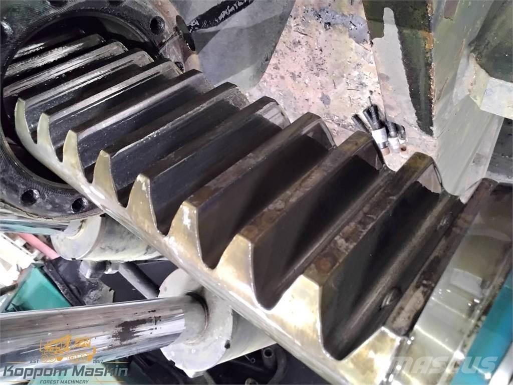 Loglift 200 Крани лісозаготівельних машин