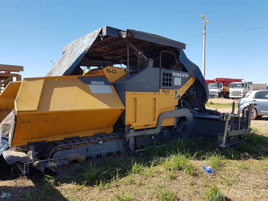 Volvo ABG852 Асфальтовкладачі