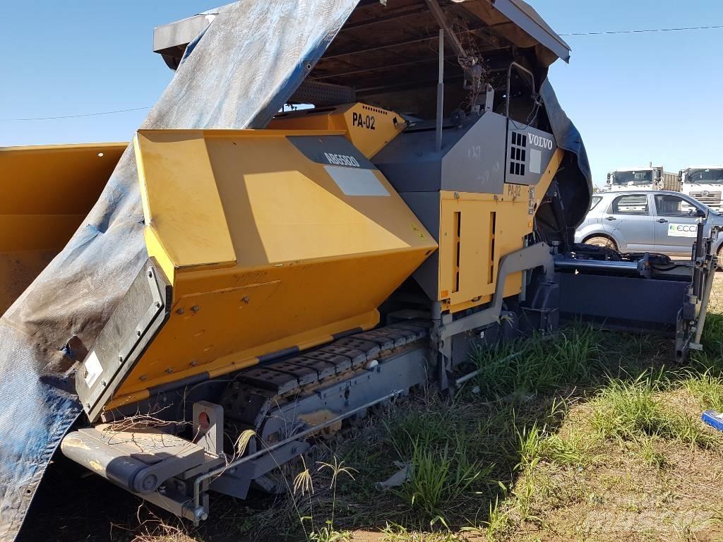 Volvo ABG852 Асфальтовкладачі