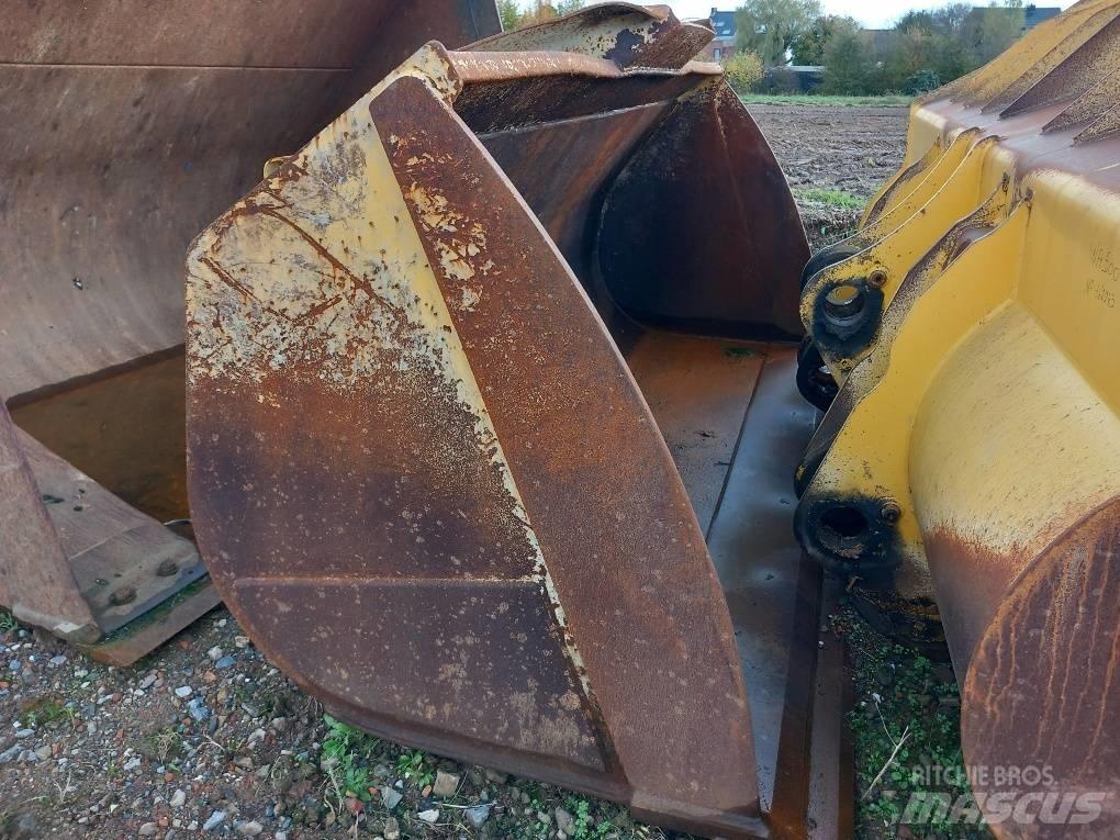 Komatsu WA480-8 Ковші