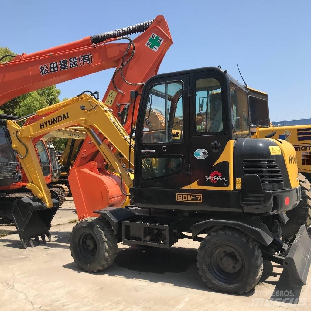 Hyundai 60 W Колісні екскаватори