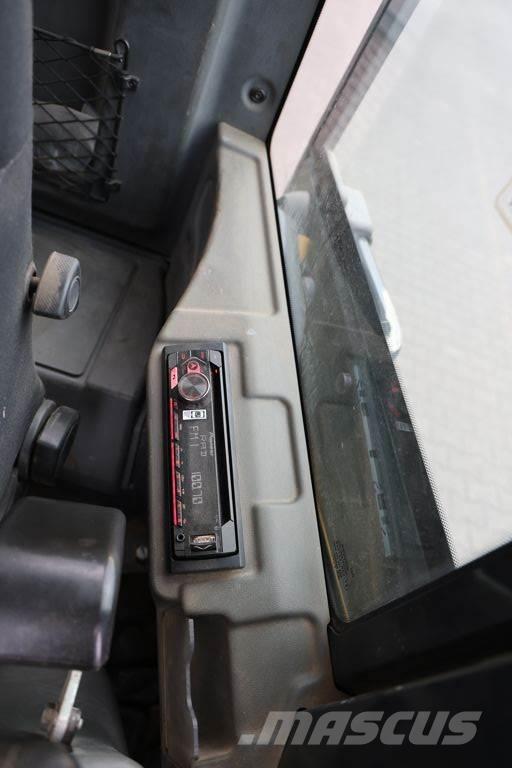 Yanmar SV60 Гусеничні екскаватори