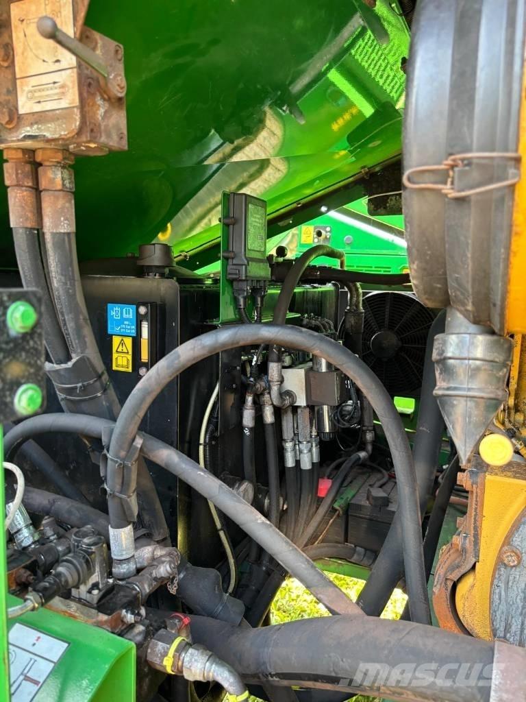 McCloskey R230 Просіювачі