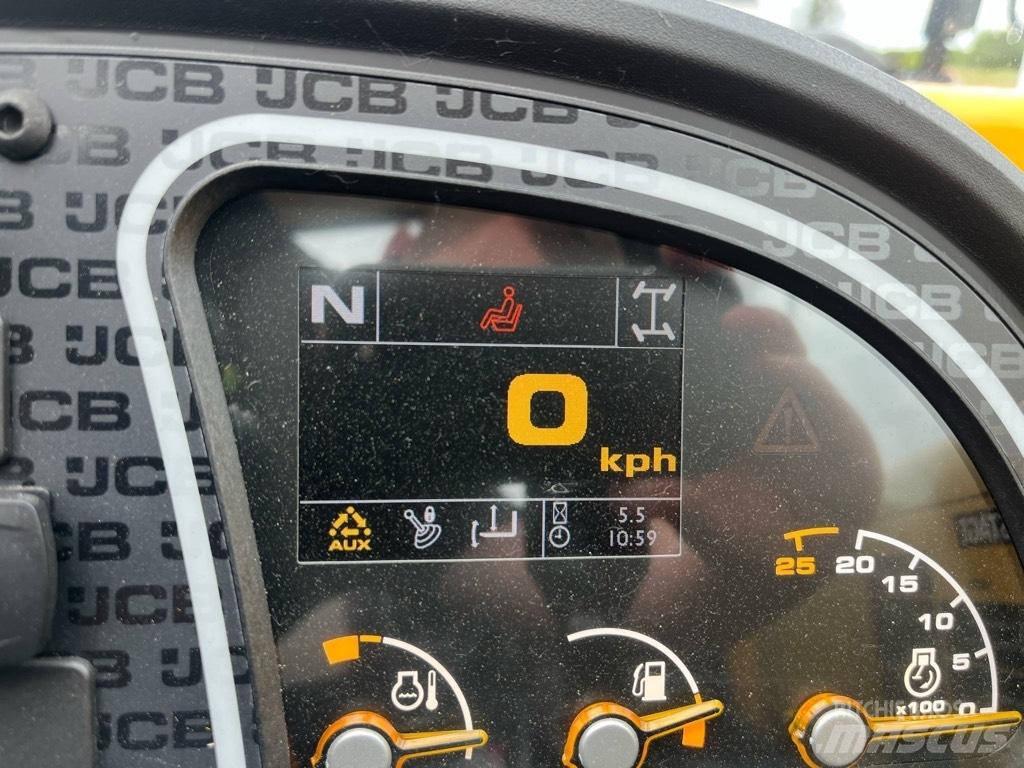 JCB 525-60 Hi-Viz Телескопічні навантажувачі