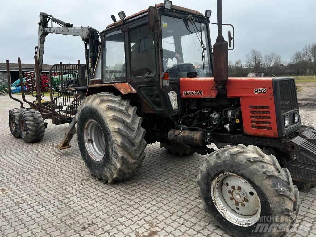 MTZ 952 Лісогосподарські трактори