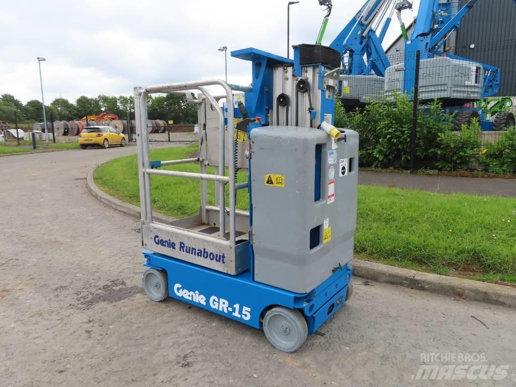 Genie GR 15 Вертикальні щоглові підйомники