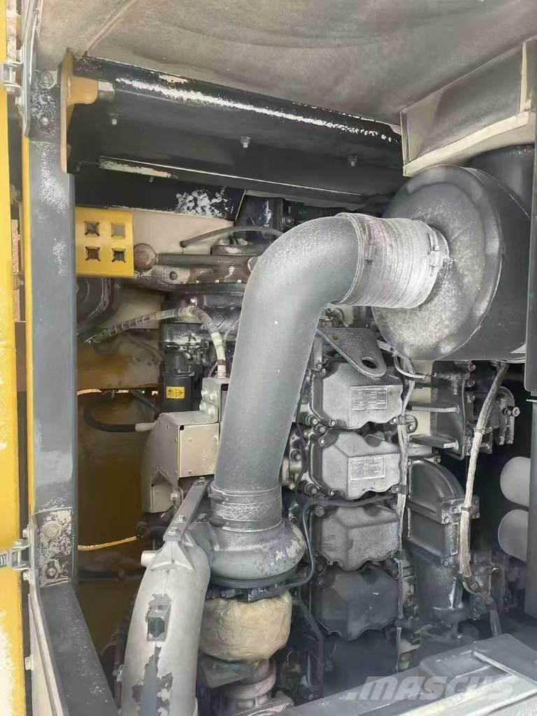 Komatsu pc850 Гусеничні екскаватори