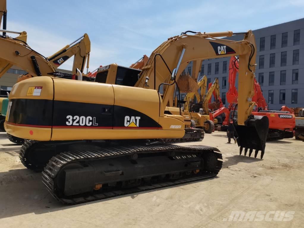 CAT 320 C L Гусеничні екскаватори