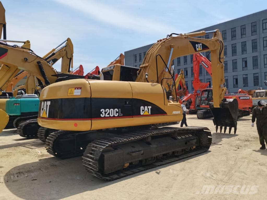 CAT 320 C L Гусеничні екскаватори