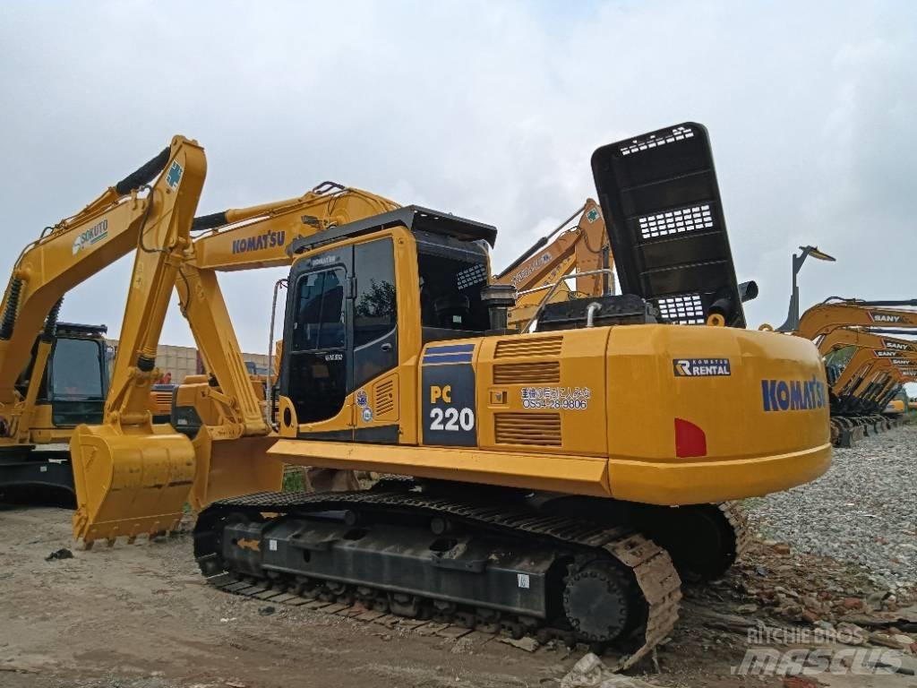 Komatsu PC 220-8 Гусеничні екскаватори