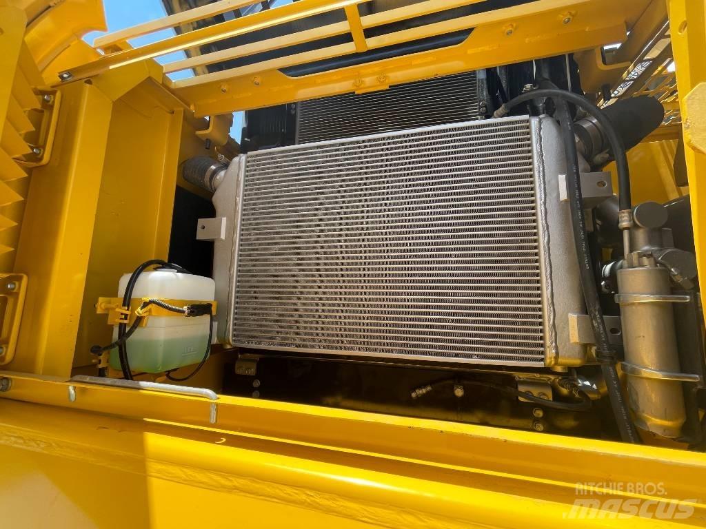 Komatsu PC360 Гусеничні екскаватори