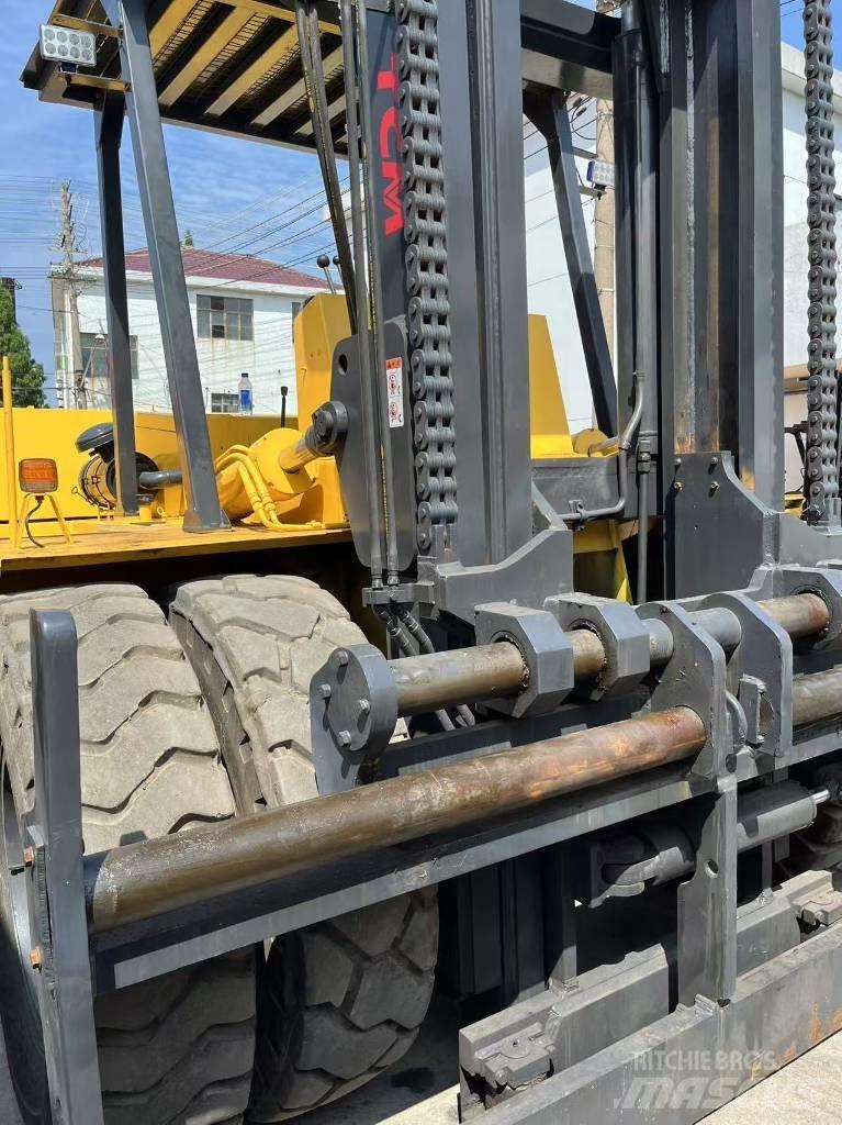 TCM FD 25 Дизельні навантажувачі