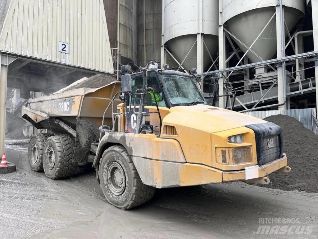 CAT 730 C Зчленовані самоскиди