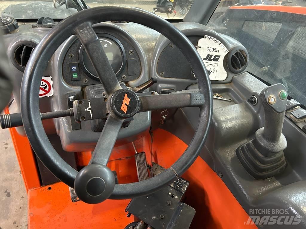 JLG 2505 H Телескопічні навантажувачі
