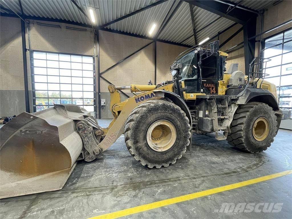 Komatsu WA475-10EO Фронтальні навантажувачі