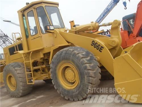 CAT 966 E Фронтальні навантажувачі