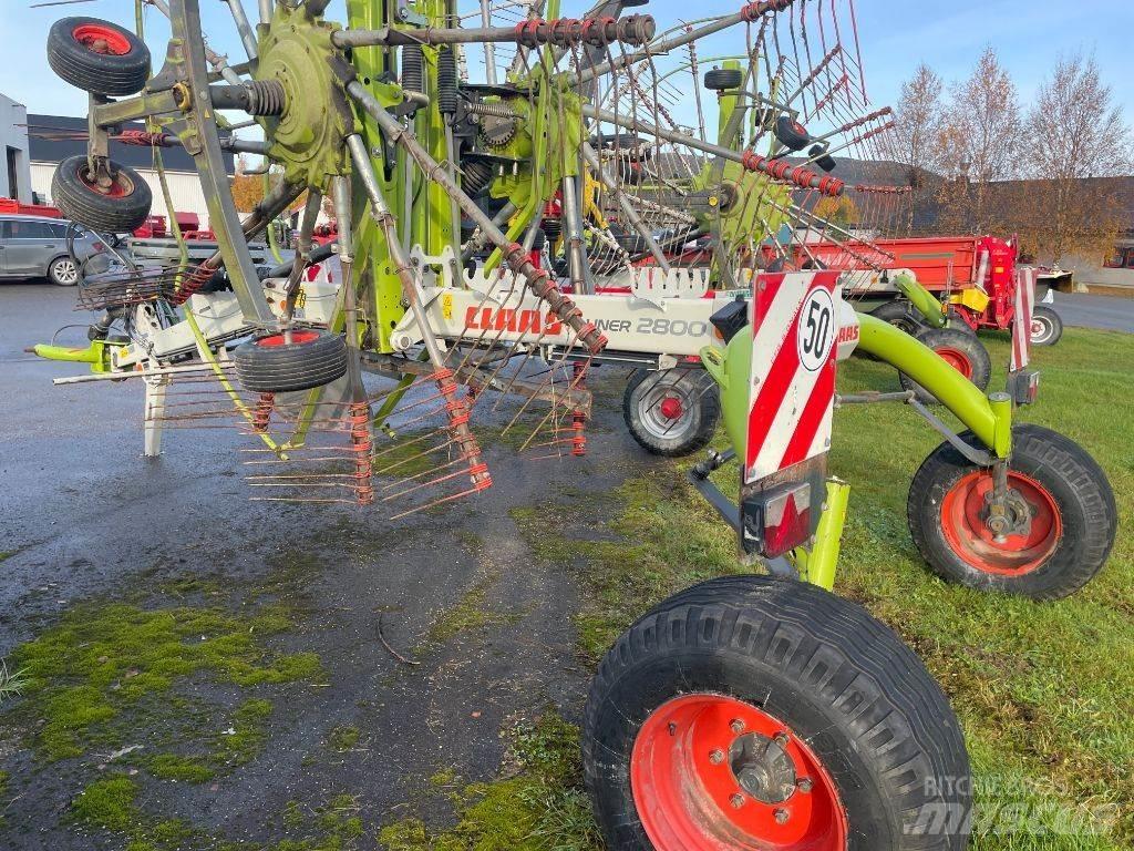CLAAS Liner 2800 Граблі і сінозворушувачі