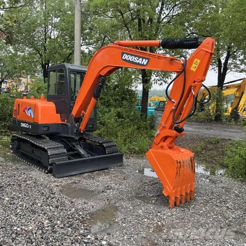 Doosan DH 60 Міні-екскаватори < 7т