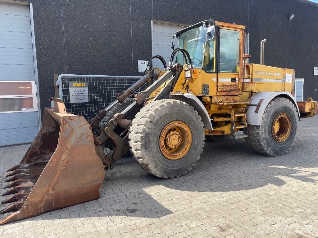 Volvo L120B Фронтальні навантажувачі