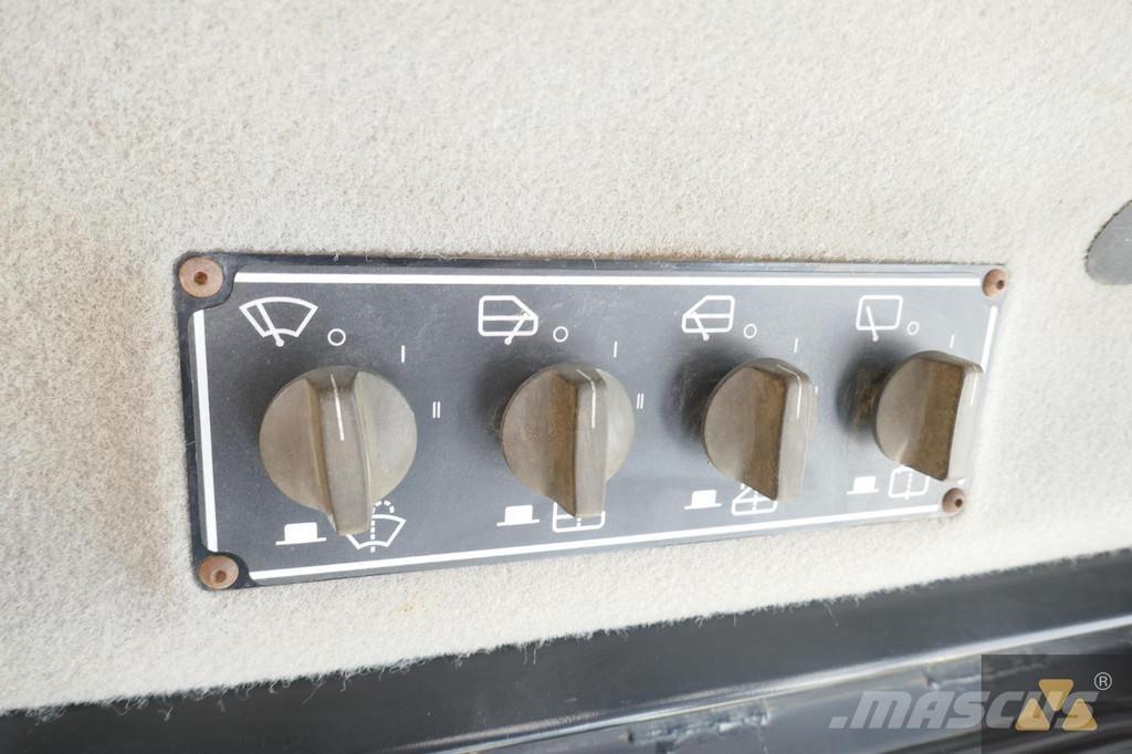 CAT D6T LGP Гусеничні бульдозери