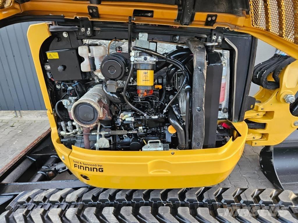 CAT 302.7 D Міні-екскаватори < 7т