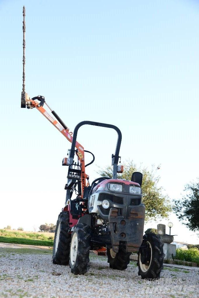 Yanmar GK200R -RR Самохідні газонокосарки