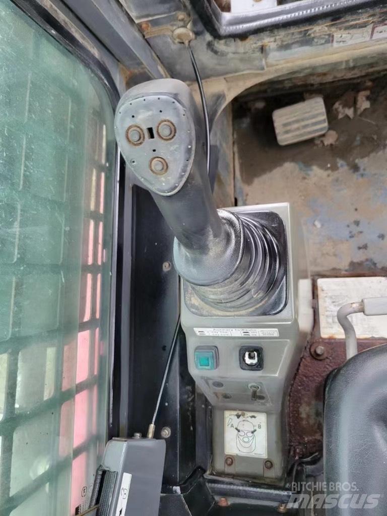 Takeuchi TL150 Міні-навантажувачі