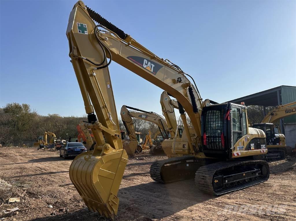CAT 320CL Гусеничні екскаватори