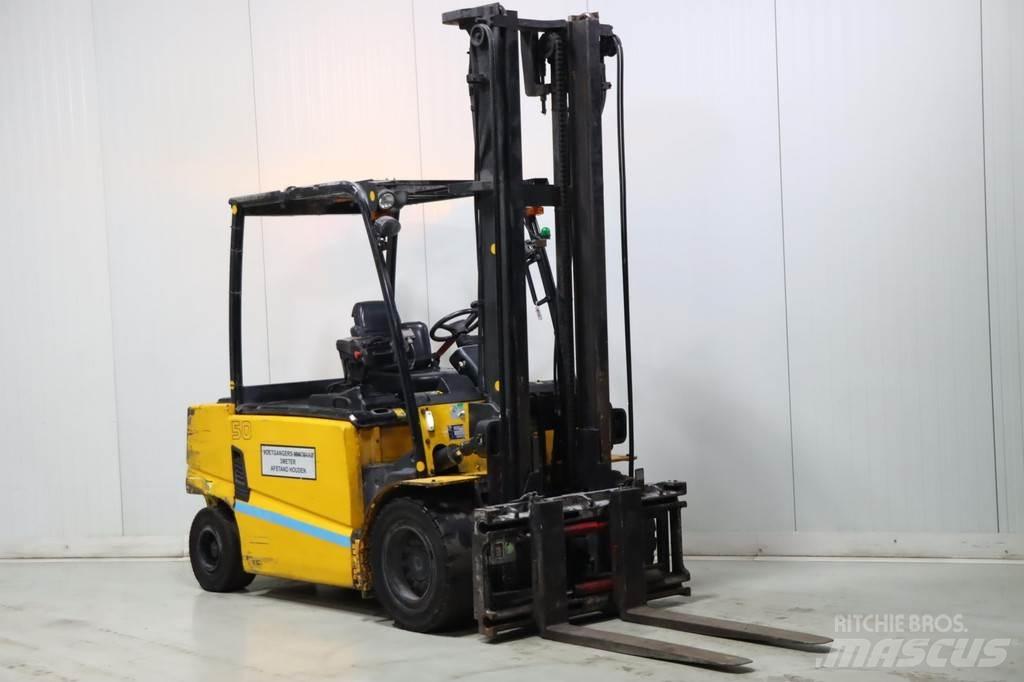 Hyundai 50B-9 Електронавантажувачі