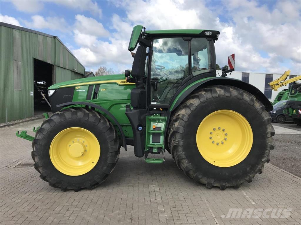John Deere 6R 250 Трактори