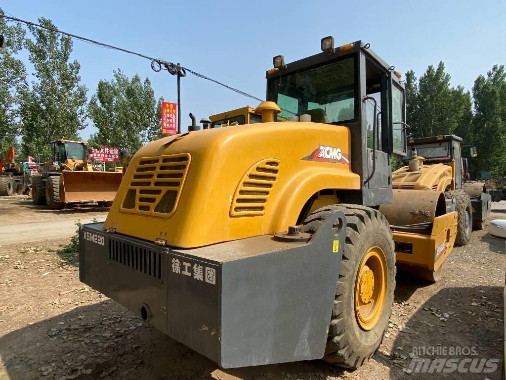 XCMG XSM 220 Грунтові котки