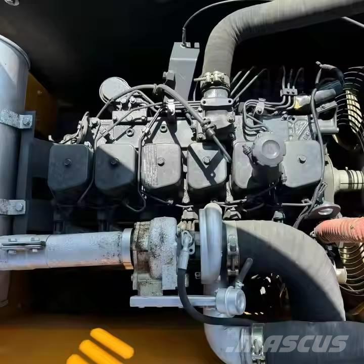 Hyundai R220LC-9S Гусеничні екскаватори