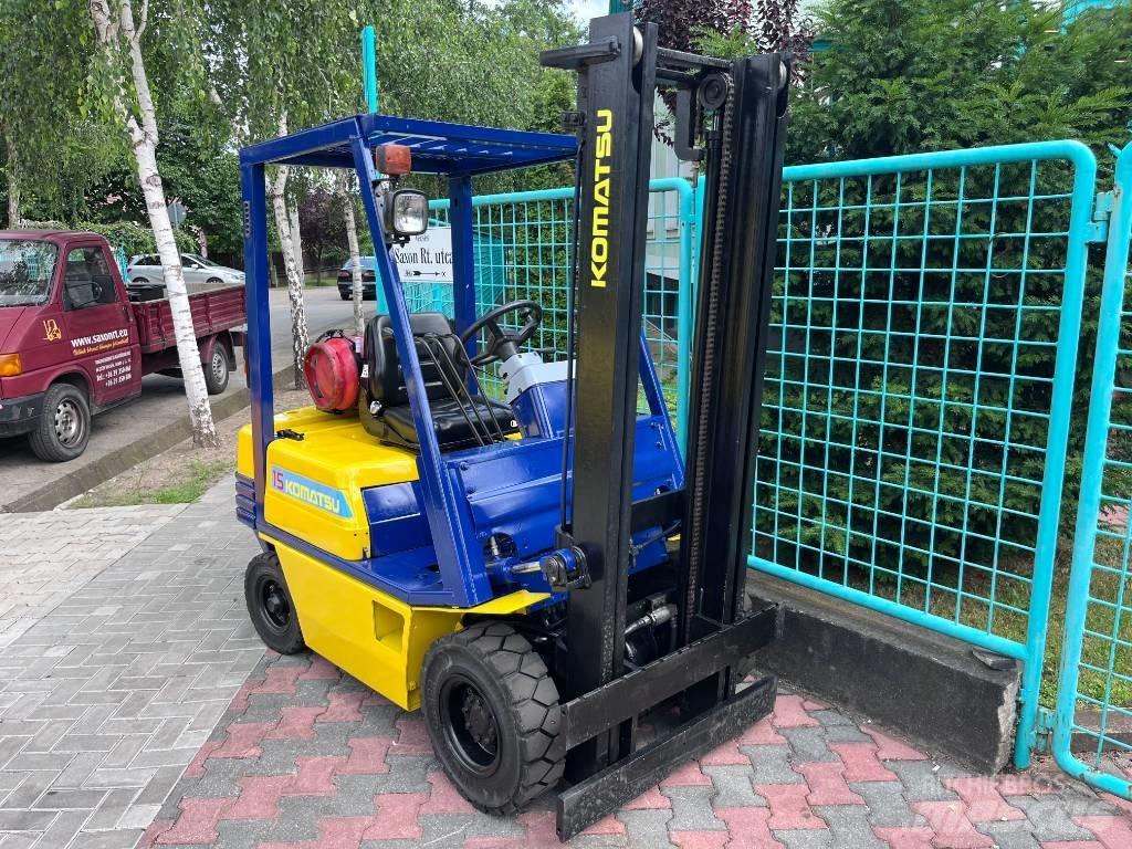 Komatsu FG15T-15 Газові навантажувачі