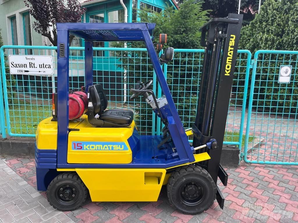 Komatsu FG15T-15 Газові навантажувачі
