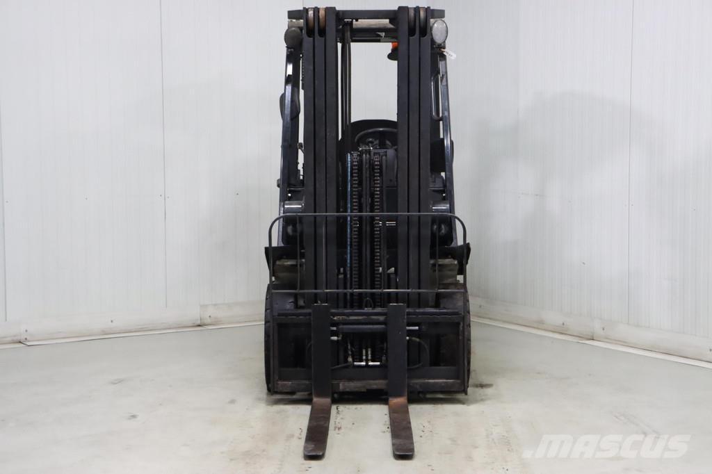 Nissan U1D2A20LQ Газові навантажувачі