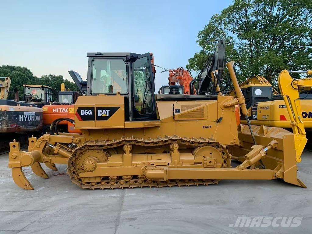 CAT D 6 G Гусеничні бульдозери