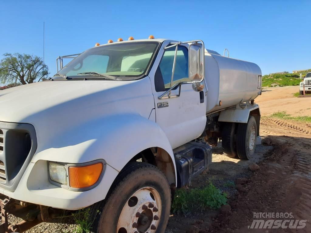 Ford F 750 Поливальні машини