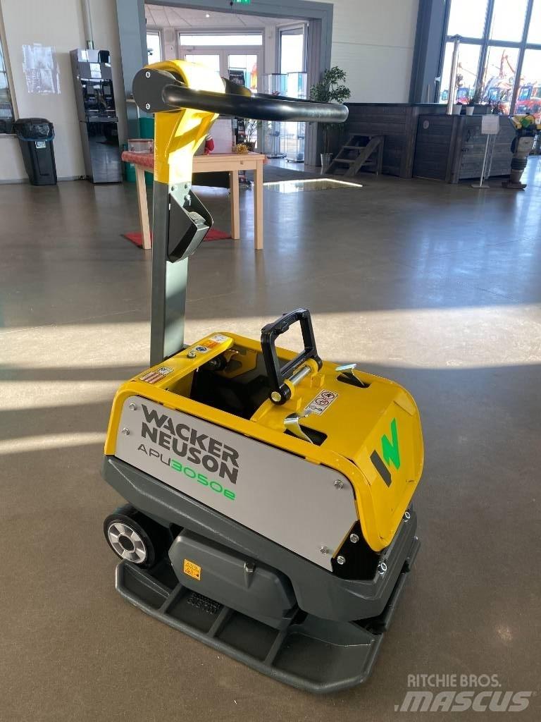Wacker Neuson 3050 Віброплити та вібротрамбовки